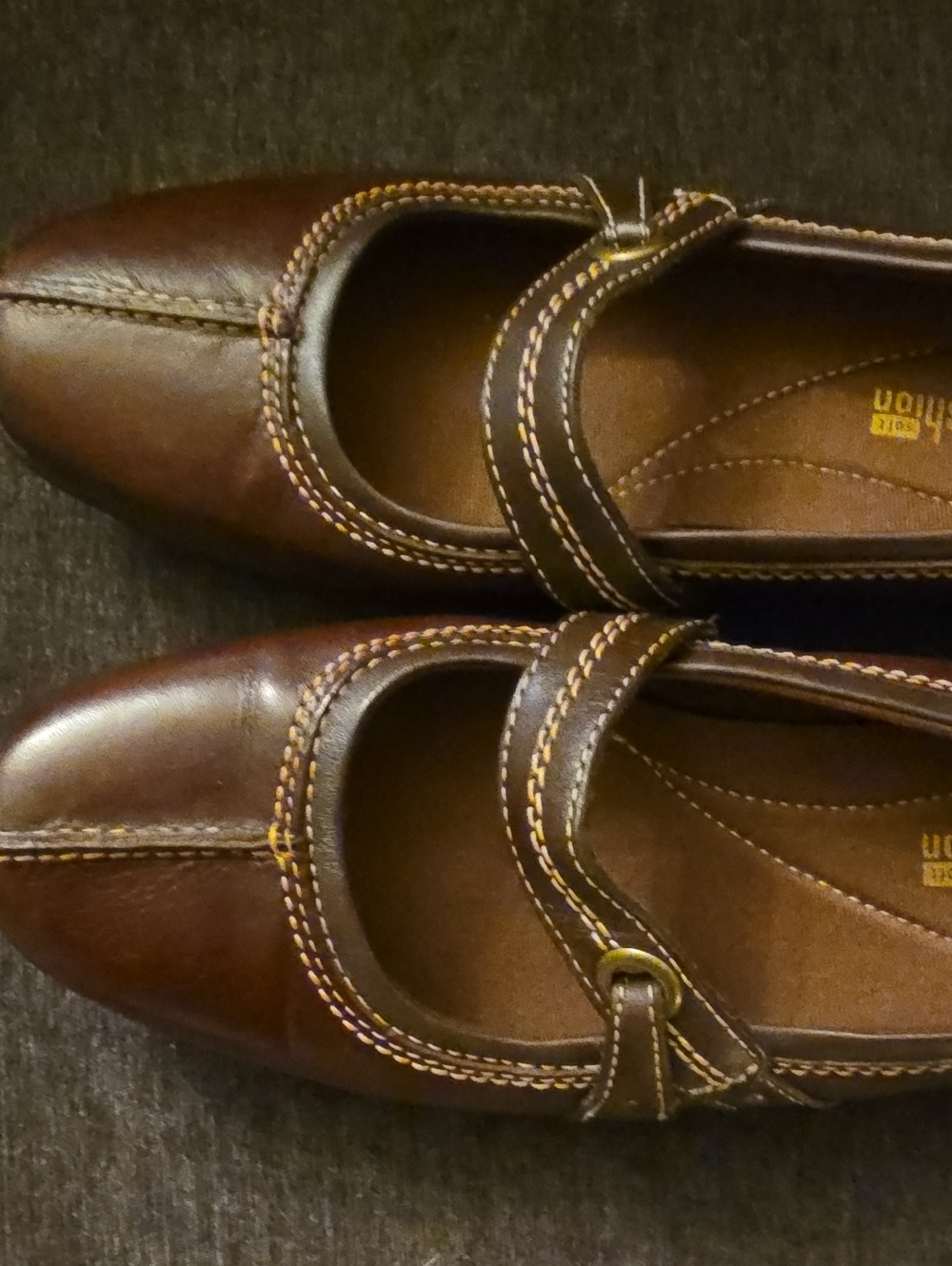 Clarks Brown Leather Mary Jane Flats with Contrast Stitching - Picture 5 of 8